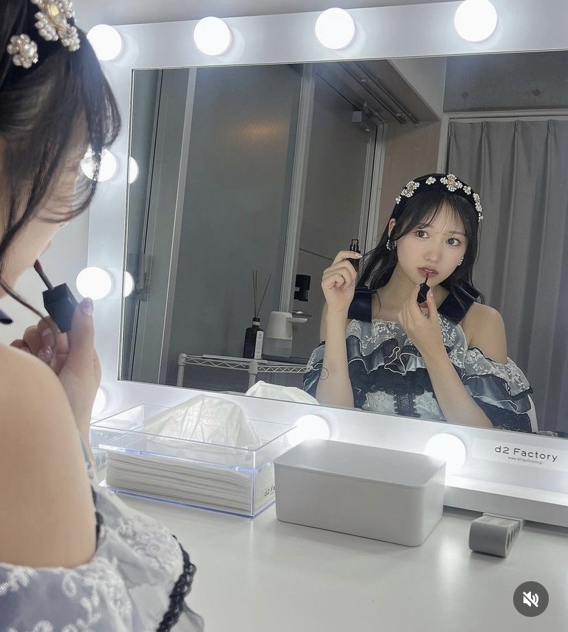 Yokono Sumire 横野すみれ 2 #7U7XYWI3