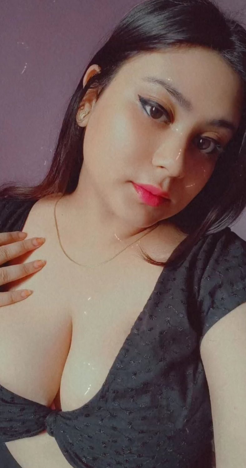 indian desi bhabi make video show her self cute and sexy - EroMe