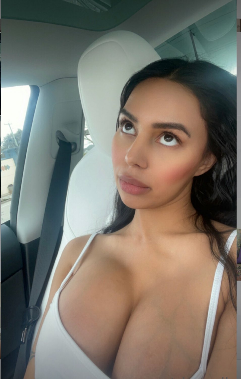 Hot Indian model #4EQtJ9Gh