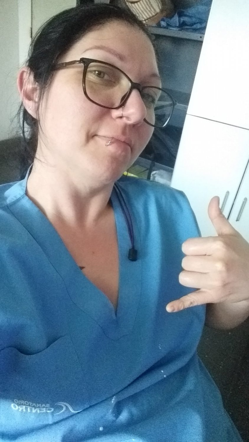 Historia real de doctora petera rosarina yendo a bs as a regalar el culo y ser infiel a un soldado. #zDv2GAIN