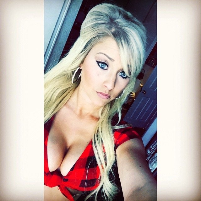 Sexy Servers #qYV12Qt3