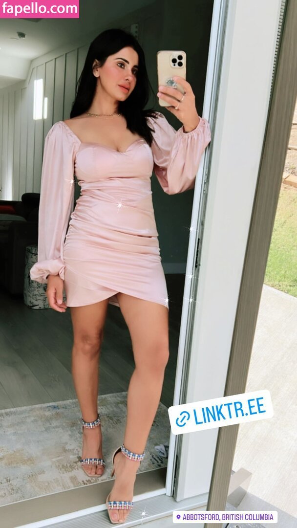Desi Canadian Baddie Meeti #s8tye2N4