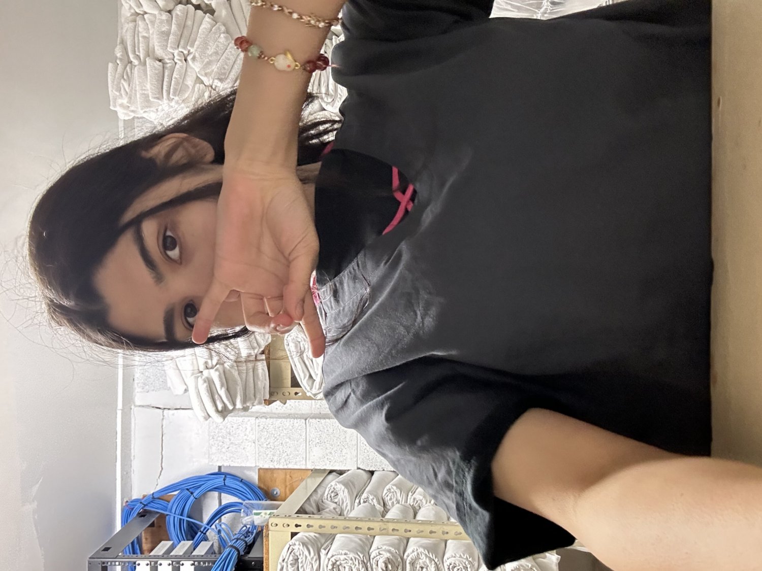 18yroldhousekeeper #XfFsMF4n