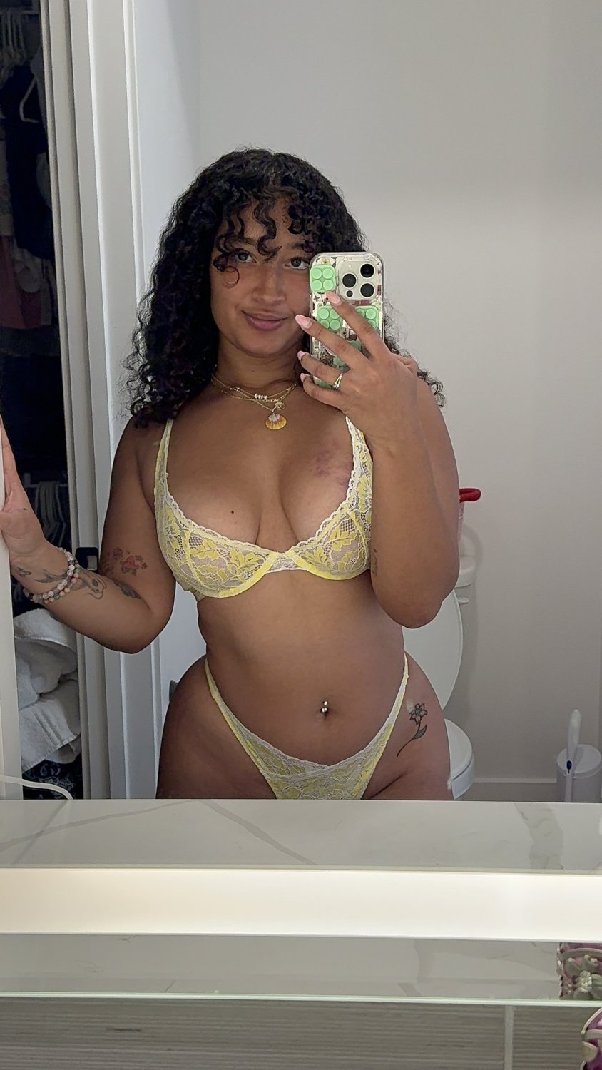 Thick Ebony slut exposed #s44E7WJ1