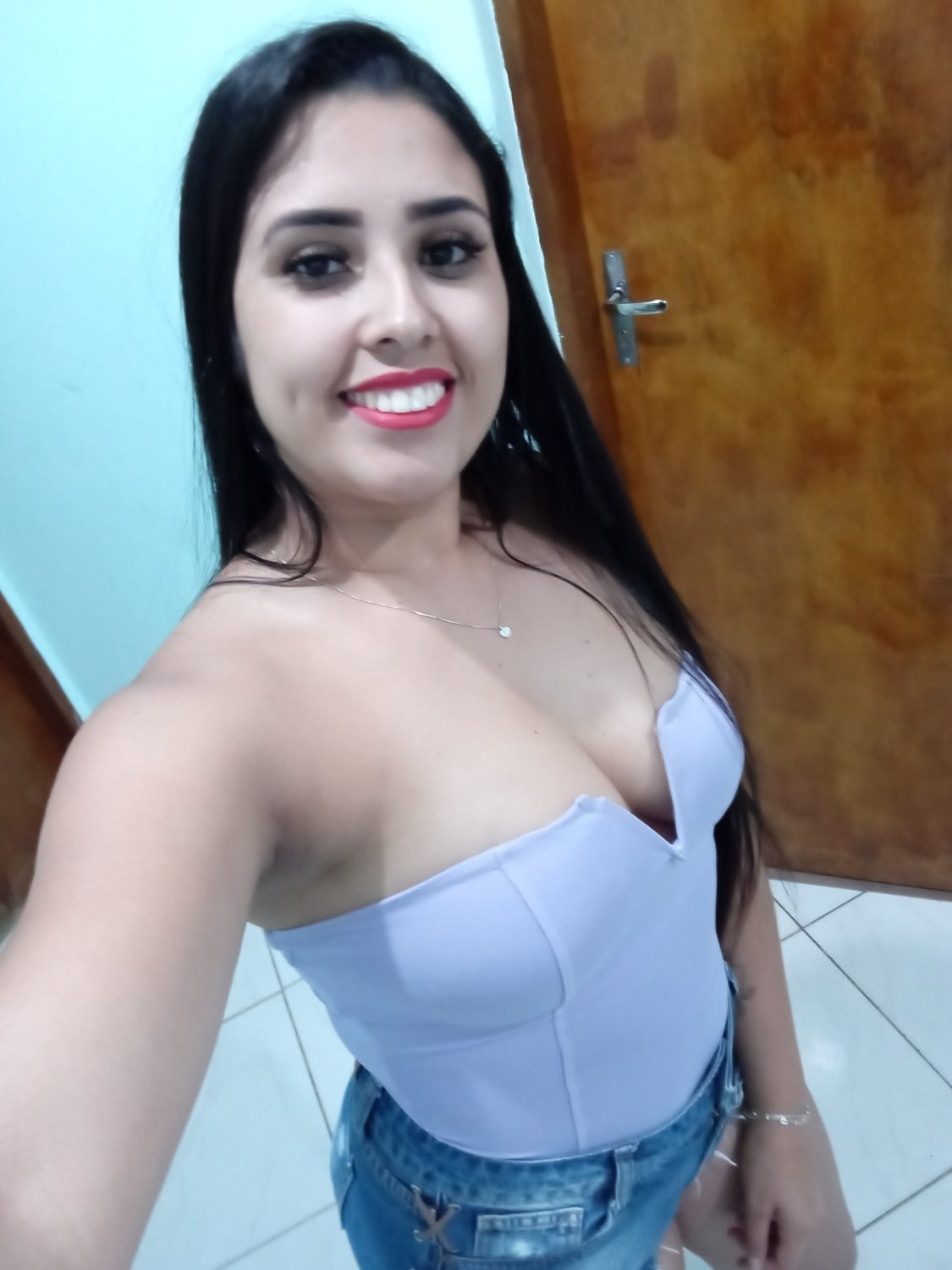 Hotwife br #4e8Cj9dM
