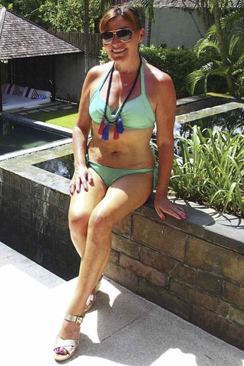 Lorraine Kelly #1F219Pwh
